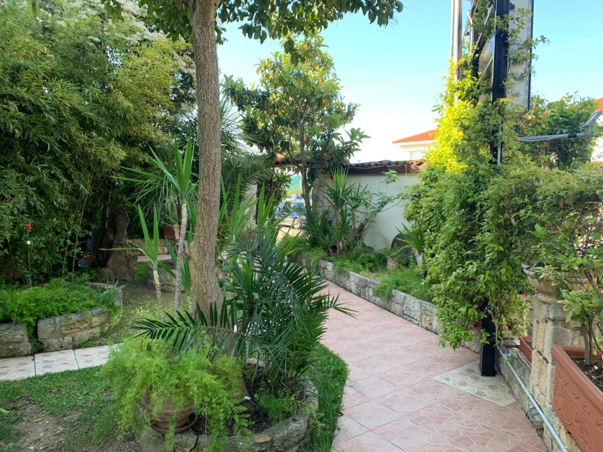 Giannis & Foteini Hotel Afytos Bagian luar foto