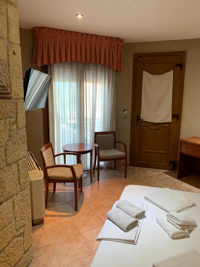 Giannis & Foteini Hotel Afytos Bagian luar foto