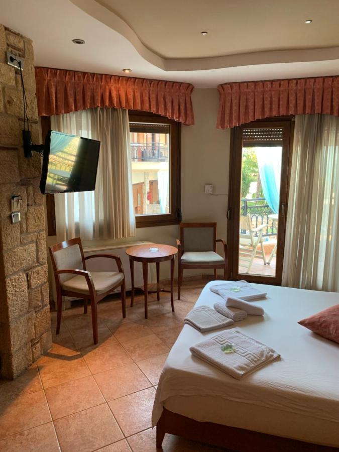Giannis & Foteini Hotel Afytos Bagian luar foto