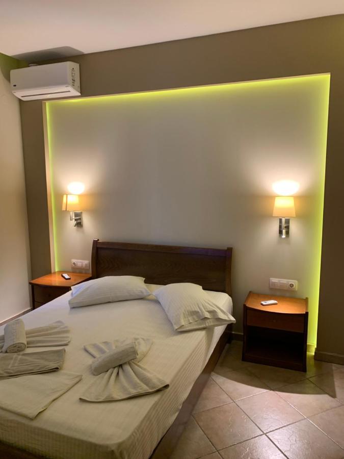 Giannis & Foteini Hotel Afytos Bagian luar foto